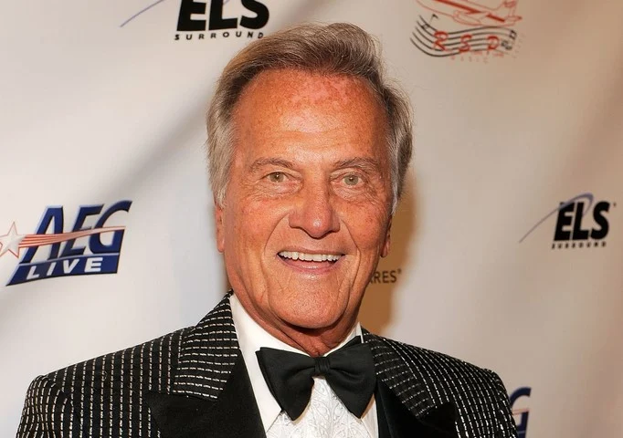 What is the Net Worth of Pat Boone?